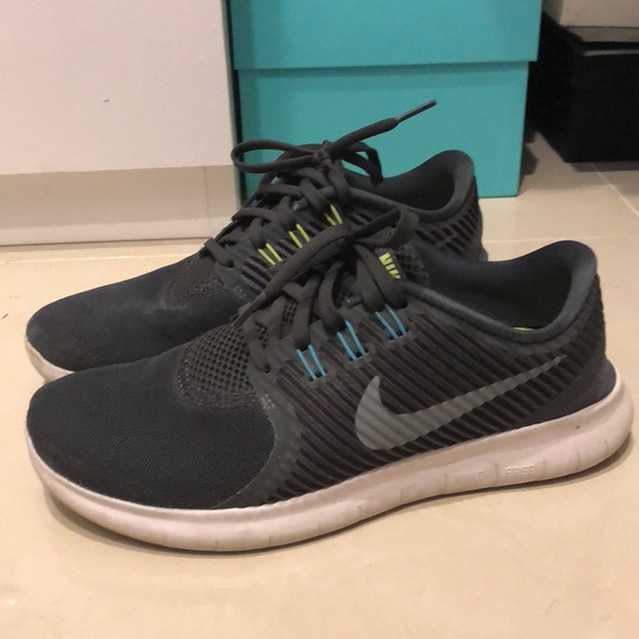 nike free run natural